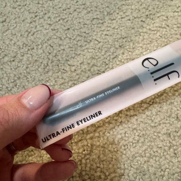 🖤 e.l.f. Ultra-Fine Eyeliner – Black (Brand New & Sealed) 🖤 - Picture 2 of 4